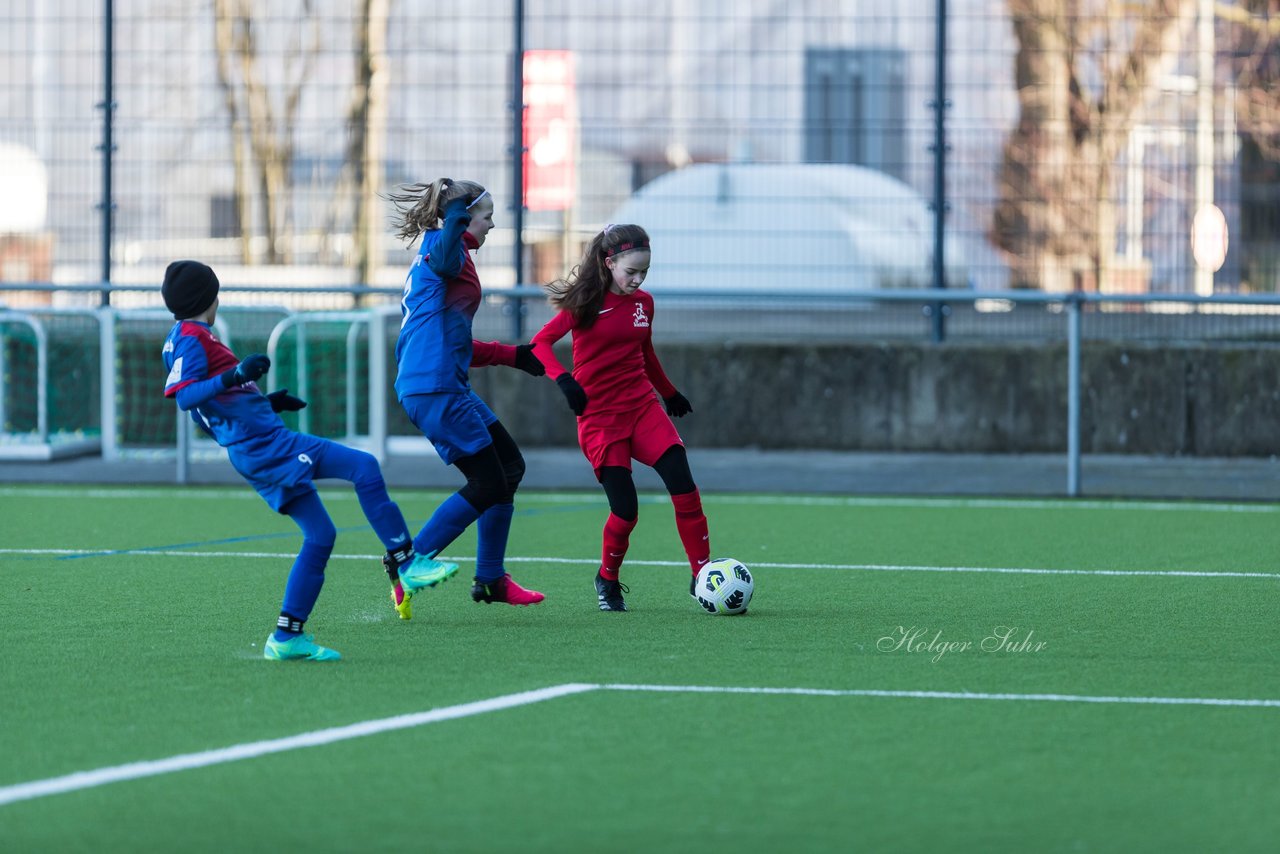 Bild 140 - wCJ Eimsbuettel - VfL Pinneberg : Ergebnis: 6:2